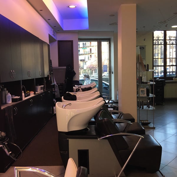 Photos At Anastasia Acconciatori Salon Barbershop In Torino