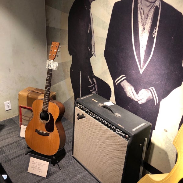 3/17/2019에 Mervyn D.님이 Johnny Cash Museum and Bongo Java Cafe에서 찍은 사진