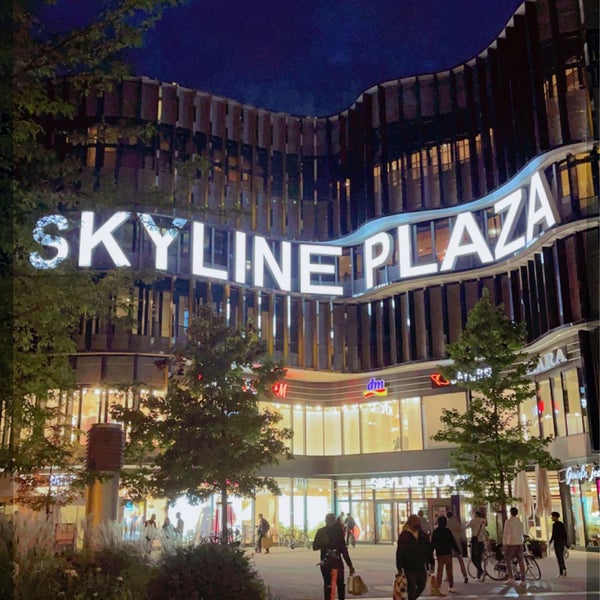 Снимок сделан в Skyline Plaza пользователем ABDULRAHMN 🧞 9/24/2021