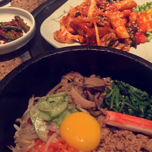 Das Foto wurde bei Da On Fine Korean Cuisine von Gaverlia P. am 11/8/2015 aufgenommen