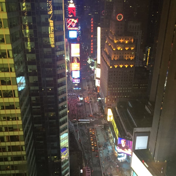 Photo taken at DoubleTree Suites by Hilton Hotel New York City - Times Square by Cansu S. on 5/9/2016