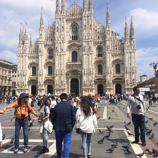 5/14/2017 tarihinde Valentina K.ziyaretçi tarafından Piazza del Duomo'de çekilen fotoğraf