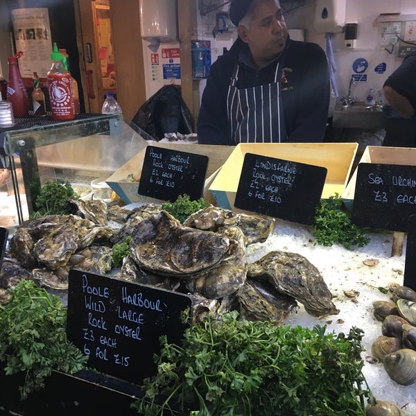 Foto scattata a Borough Market da Libby il 10/20/2018