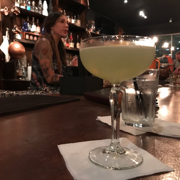 Das Foto wurde bei CU29 Cocktail Bar von Olena T. am 9/14/2017 aufgenommen