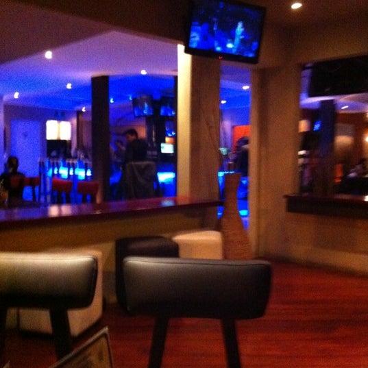 รูปภาพถ่ายที่ Keidas Lounge โดย Andu A. เมื่อ 10/21/2012