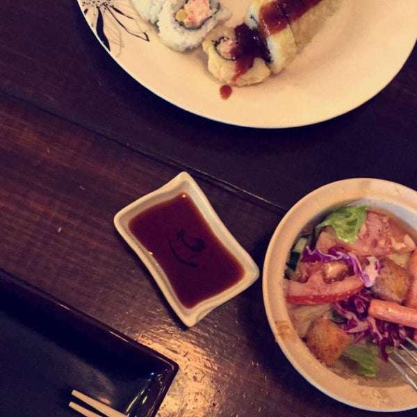 Photo taken at Sushi Shack Japanese Sushi Restaurant by Maral S. on 3/5/2016