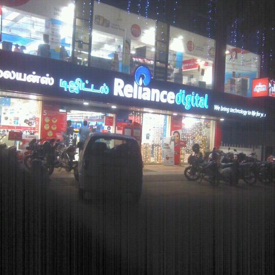 Reliance Digital Electronics Store in Chennai