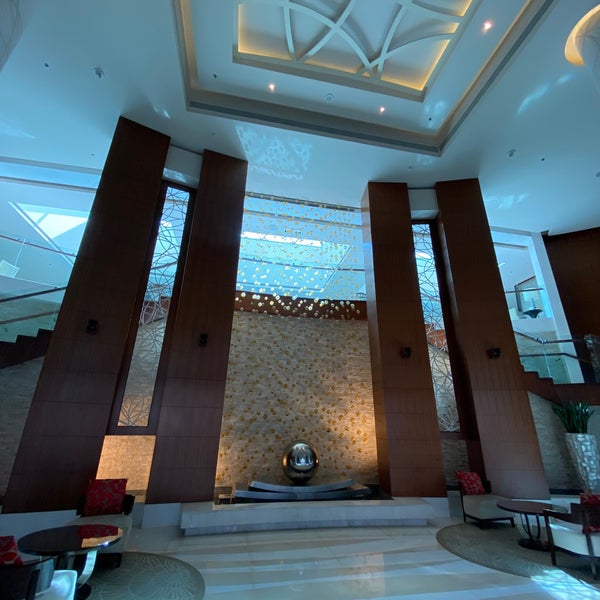 6/10/2021にANGGUN انغون 🇮🇩 ♐️がMarriott Hotel Al Jaddafで撮った写真