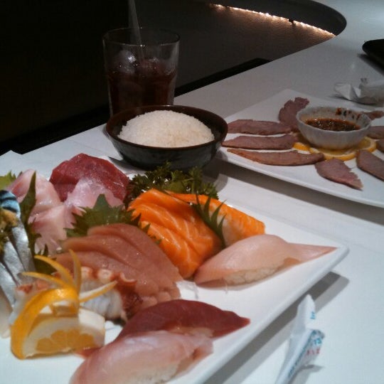 9/10/2013에 Craig S.님이 Yoki Japanese Restaurant에서 찍은 사진