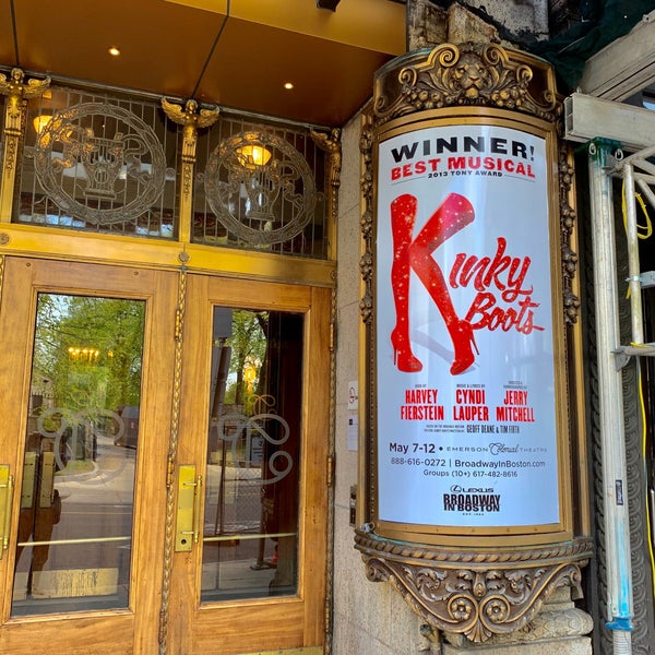 Снимок сделан в Citi Performing Arts Center Emerson Colonial Theatre пользователем Kevin C. 5/7/2019