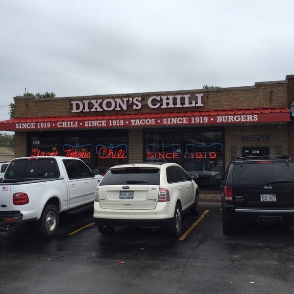 Photo taken at Dixon&#39;s Chili by Kevin C. on 10/10/2014