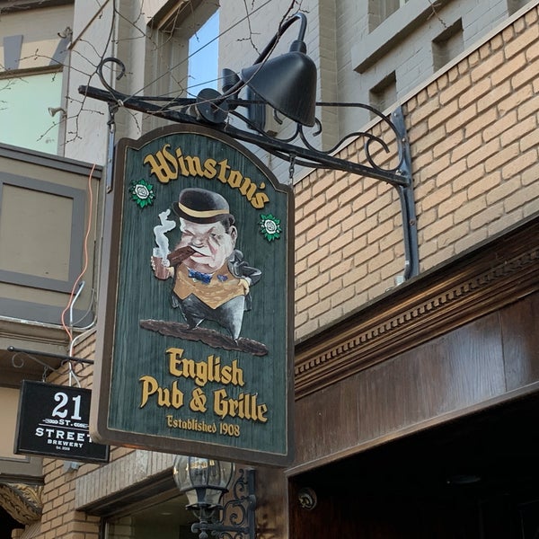 3/30/2019 tarihinde Kevin C.ziyaretçi tarafından Winston&#39;s English Pub &amp; Grill'de çekilen fotoğraf
