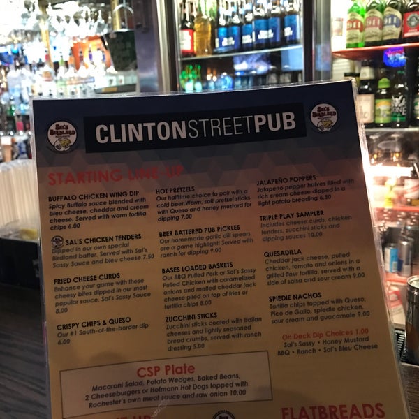 รูปภาพถ่ายที่ Clinton Street Pub โดย Kevin C. เมื่อ 1/11/2017