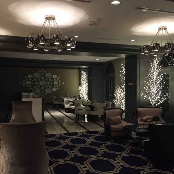 Foto tirada no(a) Melrose Georgetown Hotel por Paulo R. em 12/29/2015