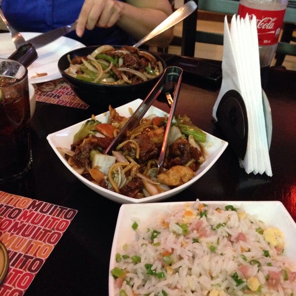 Photo taken at China in Box by Fernando A. on 2/7/2014