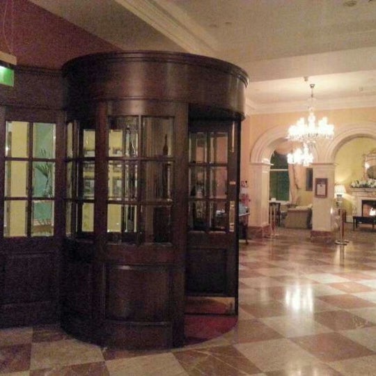 Foto diambil di Bristol Marriott Royal Hotel oleh Jason T. pada 1/29/2013