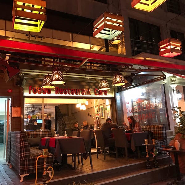 11/15/2017 tarihinde Victor B.ziyaretçi tarafından Fuego Cafe &amp; Restaurant'de çekilen fotoğraf