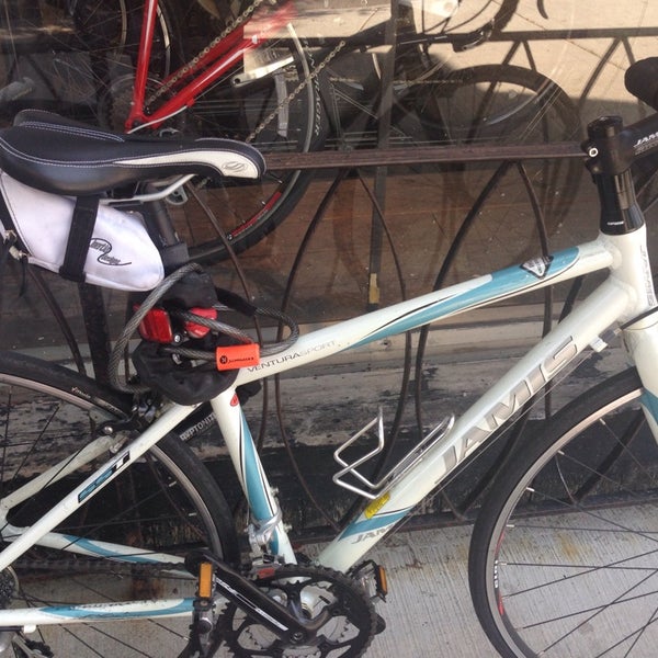 5/31/2014にKristina S.がVillage Cycle Centerで撮った写真