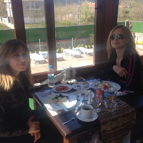 Photo taken at Asmalı Garden Hotel by Hülya C. on 4/3/2016