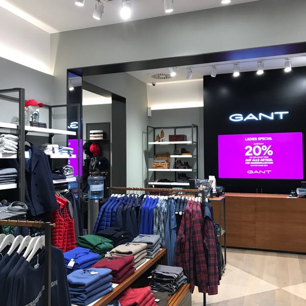 Gant Outlet - Clothing Store in Metzingen