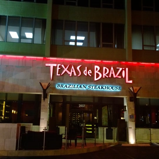 11/23/2013에 Kurosh G.님이 Texas de Brazil - Fort Lauderdale에서 찍은 사진