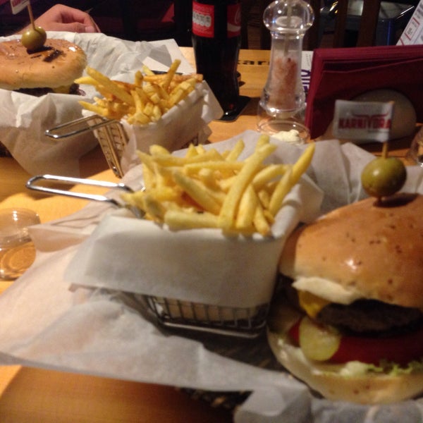 Photo taken at Karnivora Steak &amp; Burger House by Hande A. on 9/5/2015