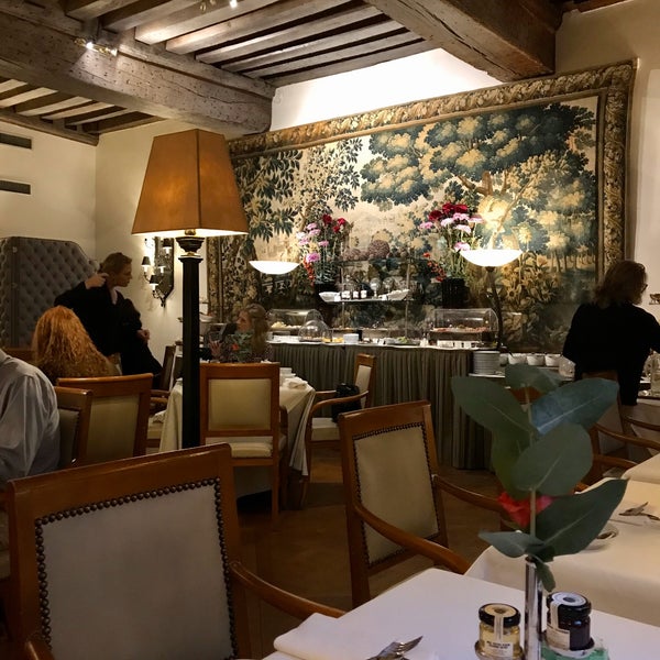 Das Foto wurde bei Hôtel d&#39;Aubusson von Li L. am 10/24/2019 aufgenommen