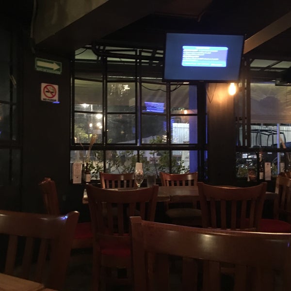 Foto tomada en La Fabbrica -Pizza Bar-  por Edlanoy Z. el 3/10/2017
