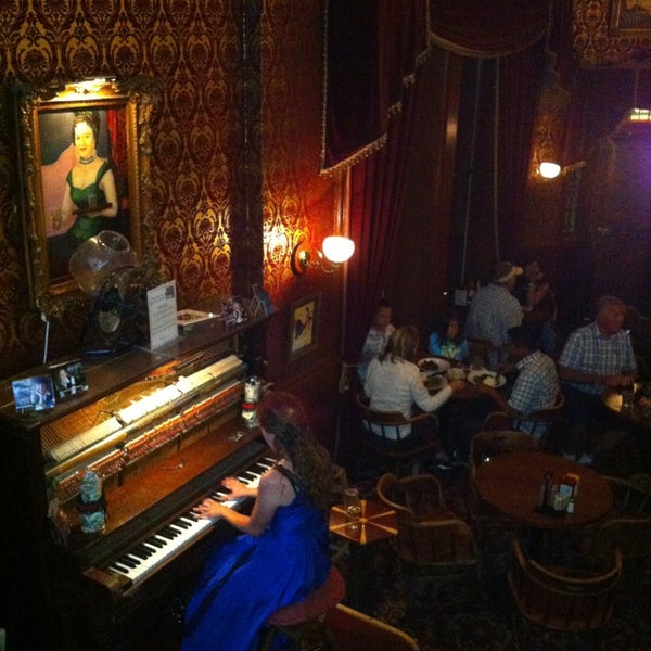 Photo prise au Diamond Belle Saloon par Steven v. le7/16/2013