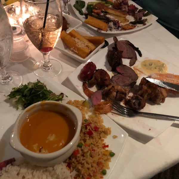 รูปภาพถ่ายที่ Chima Brazilian Steakhouse โดย Kaley I. เมื่อ 8/25/2019