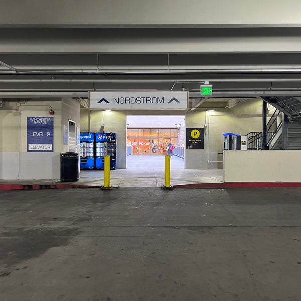Nordstrom Oakridge Mall San Jose, California, Not the great…