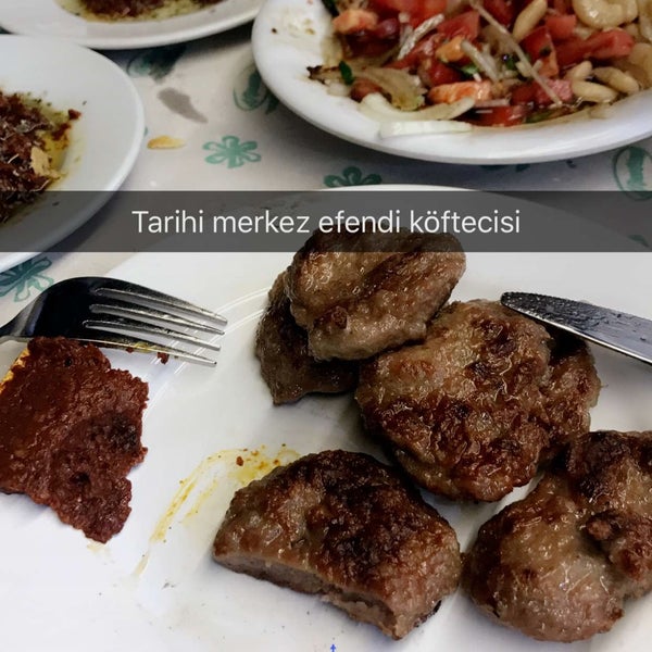 9/20/2017にFATİH SPNがTarihi Merkezefendi Köftecisi Ahmet Ustaで撮った写真