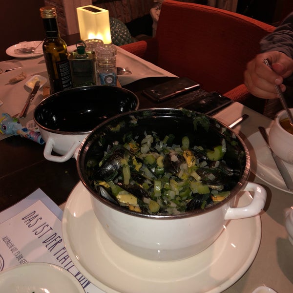 Das Foto wurde bei Restaurant De Graslei von Pablocf C. am 10/30/2018 aufgenommen