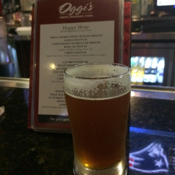 Photo taken at Oggi’s Pizza &amp; Brewhouse Point Loma by Brian M. on 10/15/2015