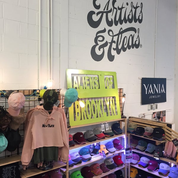 Photo taken at Artists and Fleas at Chelsea Market by Sarah L. on 8/25/2018