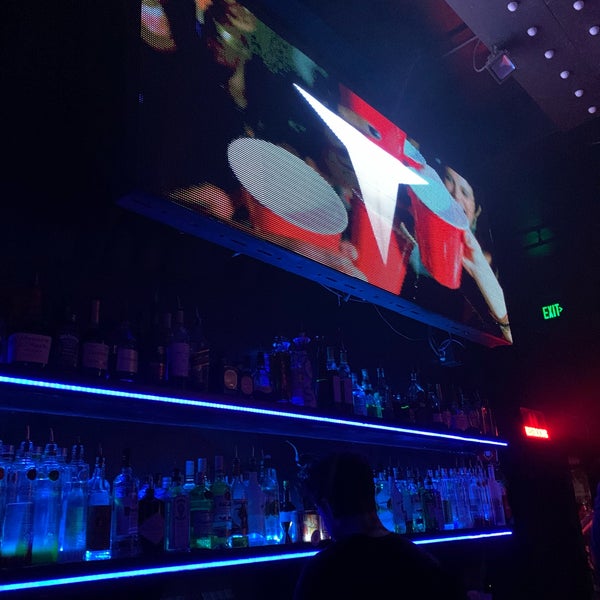 Foto scattata a Temple Nightclub da Sarah L. il 1/18/2019