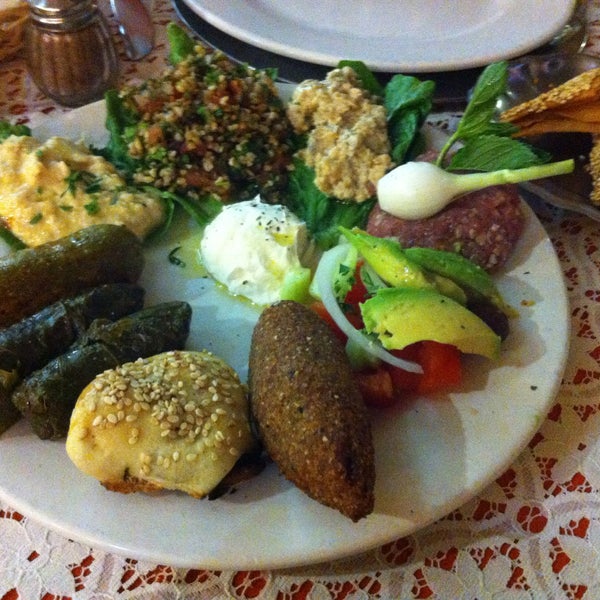 3/1/2015 tarihinde €rikiux B.ziyaretçi tarafından Restaurant Árabe Miguel'de çekilen fotoğraf