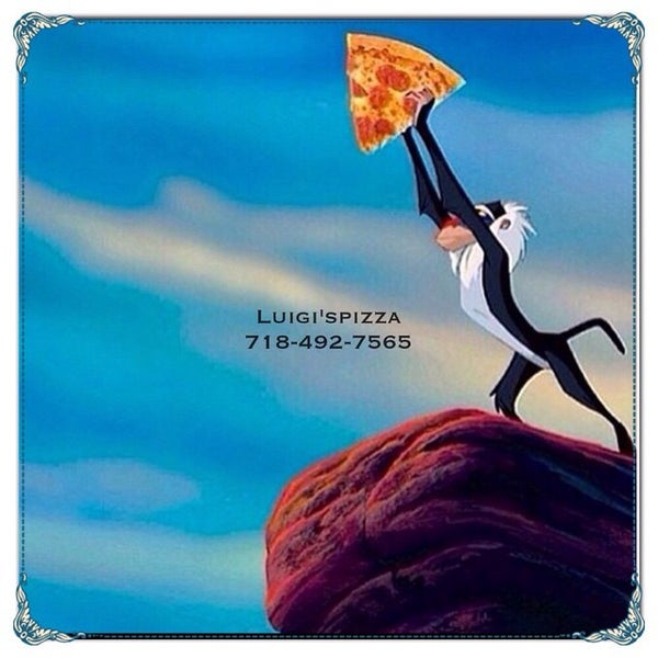Foto tirada no(a) Luigi&#39;s Pizza por Lupe C. em 2/9/2015