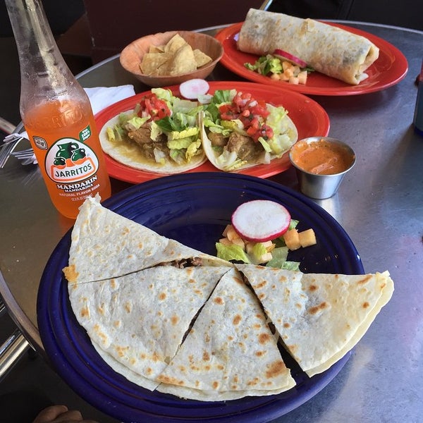 6/30/2015 tarihinde Richie W.ziyaretçi tarafından Papalote Mexican Grill'de çekilen fotoğraf