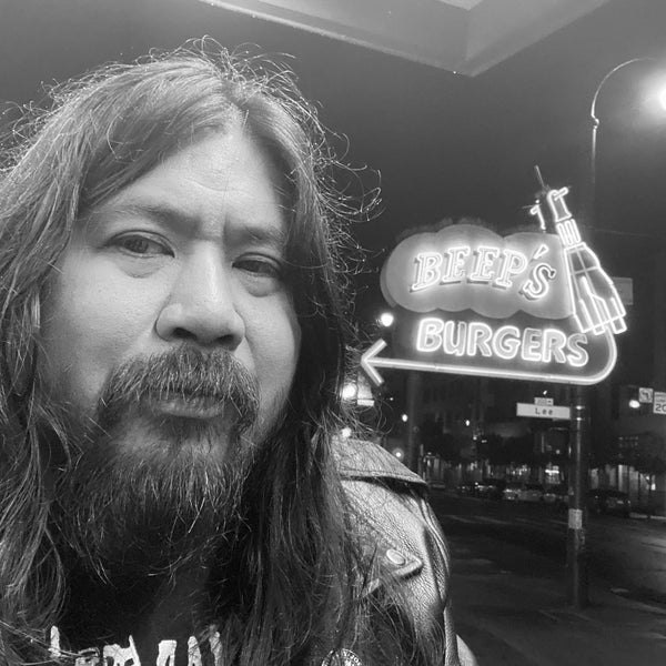 Foto diambil di Beep&#39;s Burgers oleh Richie W. pada 8/3/2023