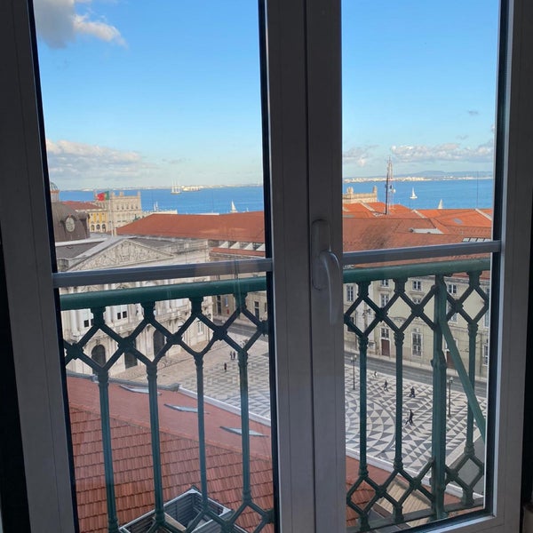 Tágide Wine & Tapas Bar Centro Histórico Lg. da Academia Nacional