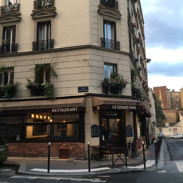 9/18/2017 tarihinde Geneviève G.ziyaretçi tarafından Restaurant Le Grand Pan'de çekilen fotoğraf