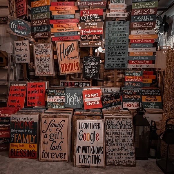 Jack Creatus Furniture 43 visitors