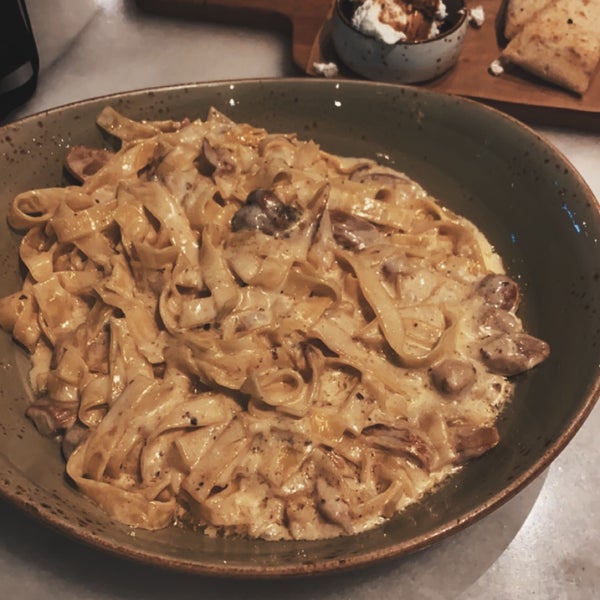 Berri's Cafe Al Muneera, أبوظبي