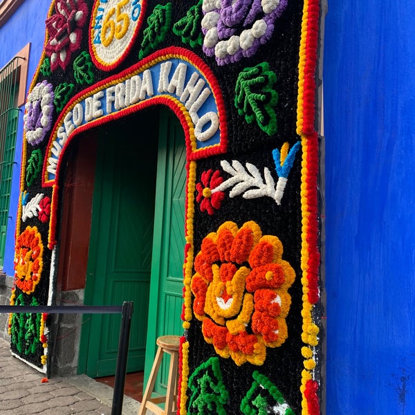 Foto tirada no(a) Museo Frida Kahlo por Alberto G. em 12/3/2023