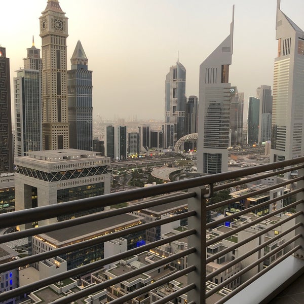 Das Foto wurde bei Dubai International Financial Center von ★ am 8/18/2019 aufgenommen