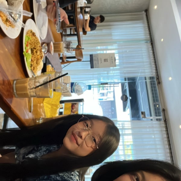 Hub D'raja Coffee 2 visitors