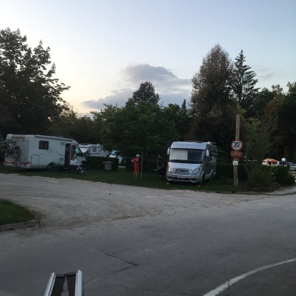 Foto diambil di Ljubljana Resort Hotel &amp; Camp oleh Birgül pada 9/8/2018