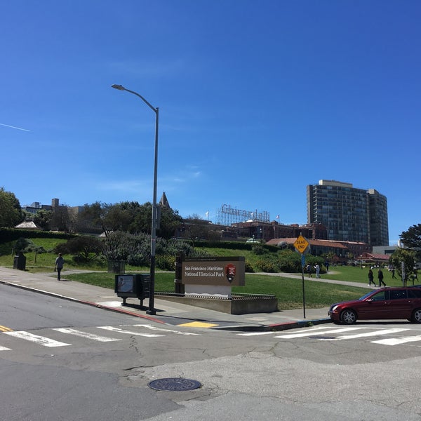 Photo taken at San Francisco Maritime National Historical Park Visitor Center by Noé Abraham G. on 4/23/2019