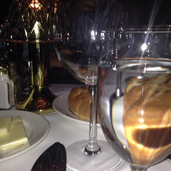 Photo taken at Donovan&#39;s Steak &amp; Chop House - Gaslamp by Mary W. on 5/1/2014